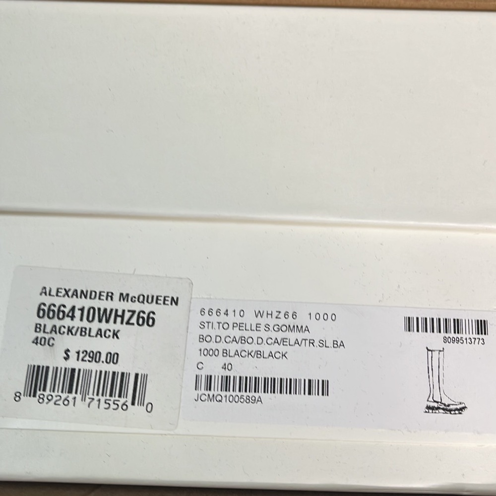 COPY - BNIB Alexander McQueen 666410WHZ66 Woman’s boot Black 40 - Picture 13 of 16